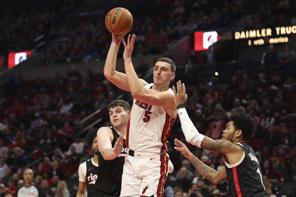 的中场核心 的中场核心