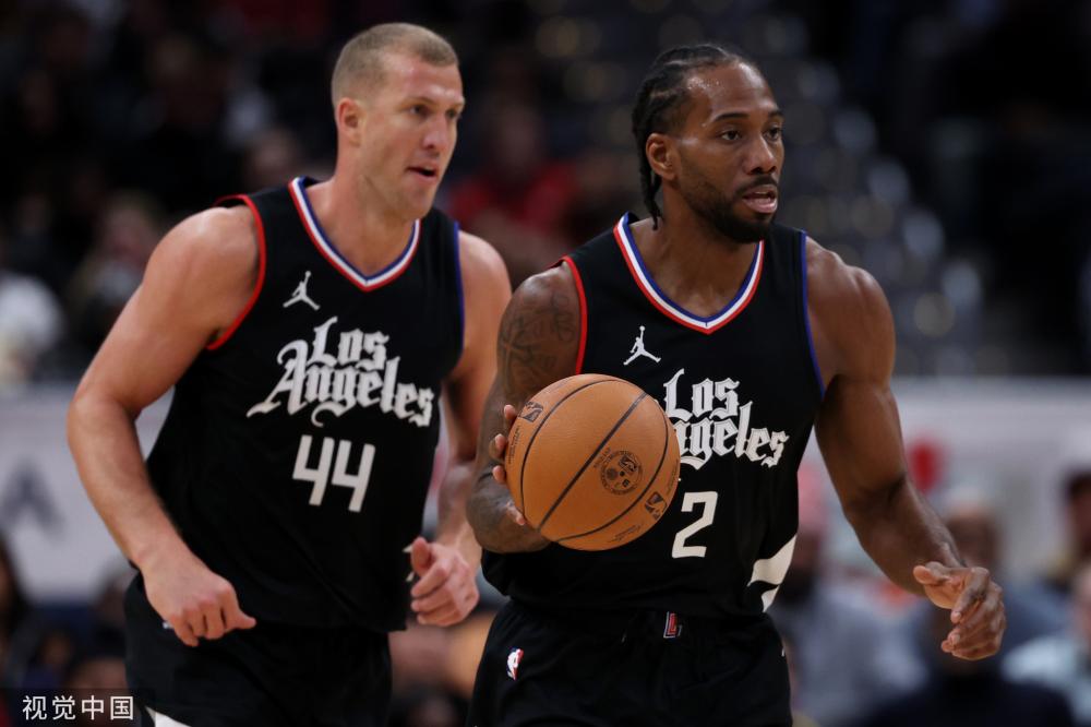 战吸引了众 战吸引了众