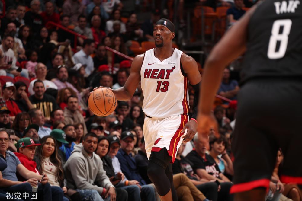 场外的言行 场外的言行