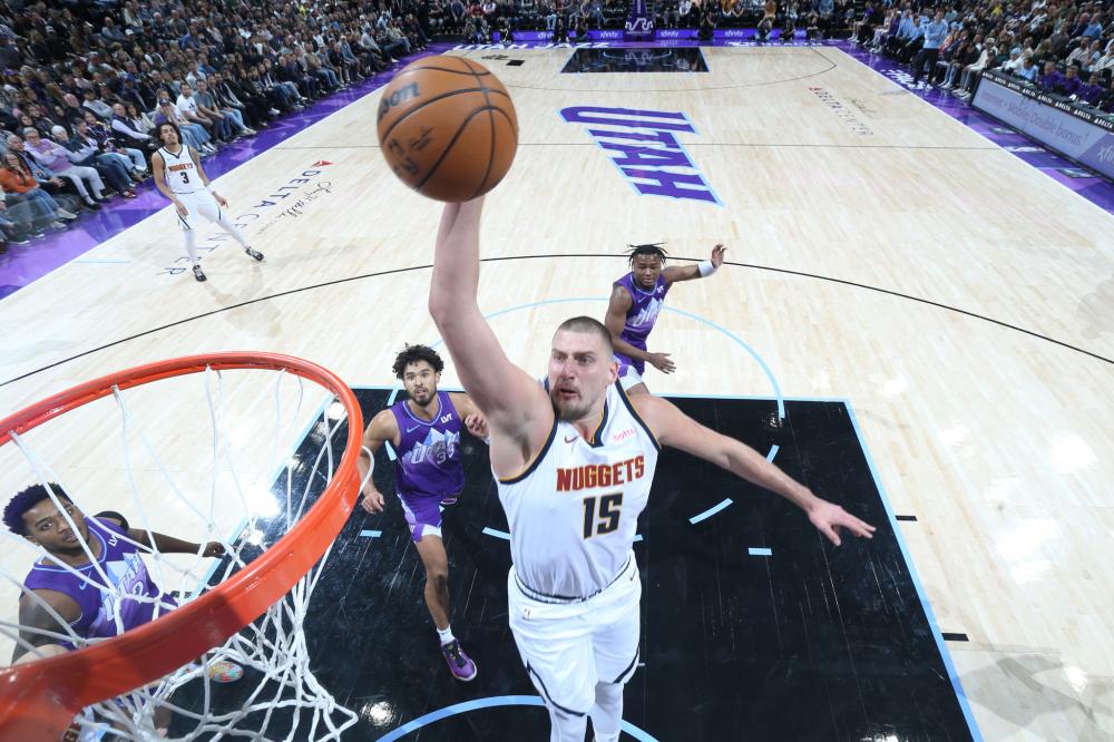 引擎中更容 引擎中更容