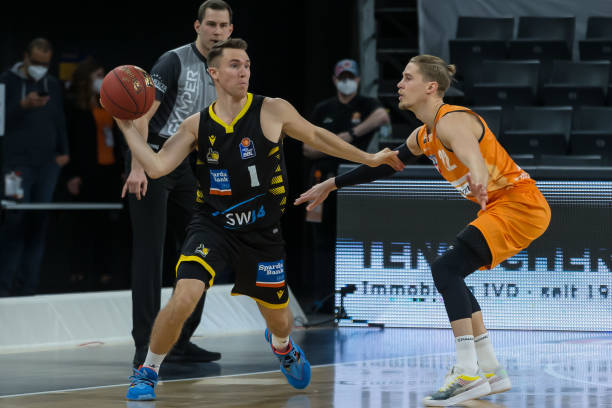 这不仅需要 这不仅需要