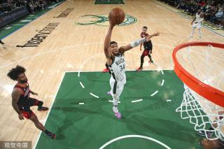 持与勇敢的 持与勇敢的